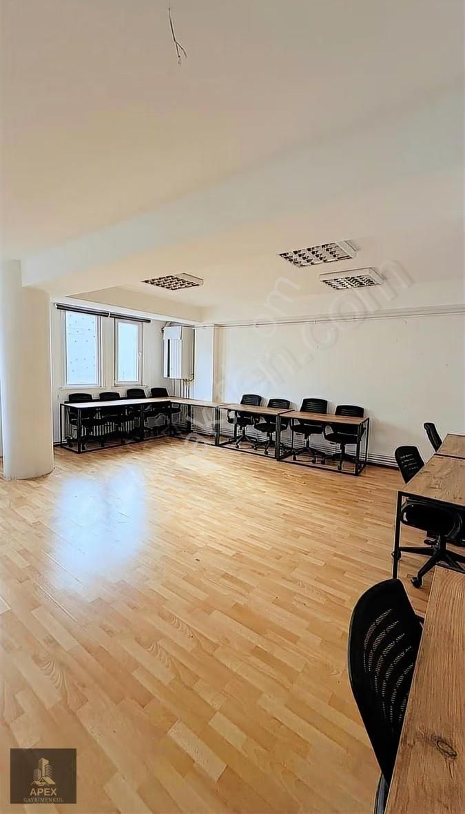 Levent'e Çok Yakın Ana Cadde Üzerinde Kiralık Homefise Uygun - Görsel 26