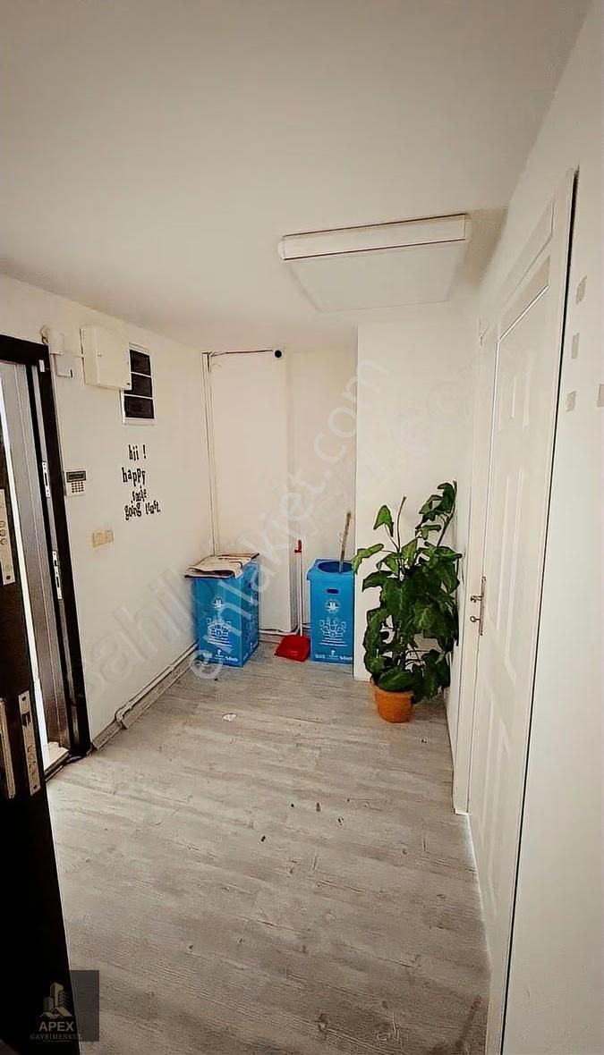 Levent'e Çok Yakın Ana Cadde Üzerinde Kiralık Homefise Uygun - Görsel 3