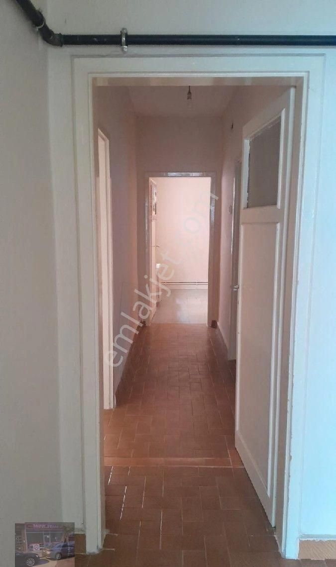 Zafer Mahallesinde Satılık Bodrum Kat Daire