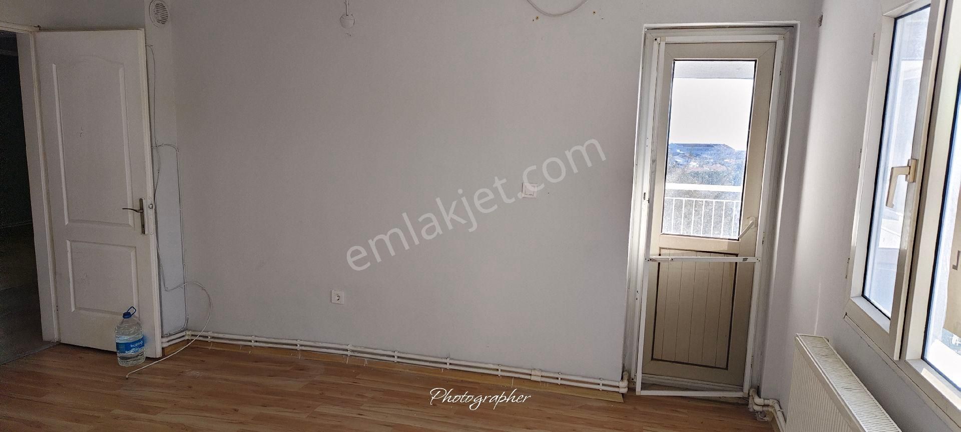 Evka6'da Manzaralı Doğalgazlı 2+1 Kiralık Daire - Görsel 5