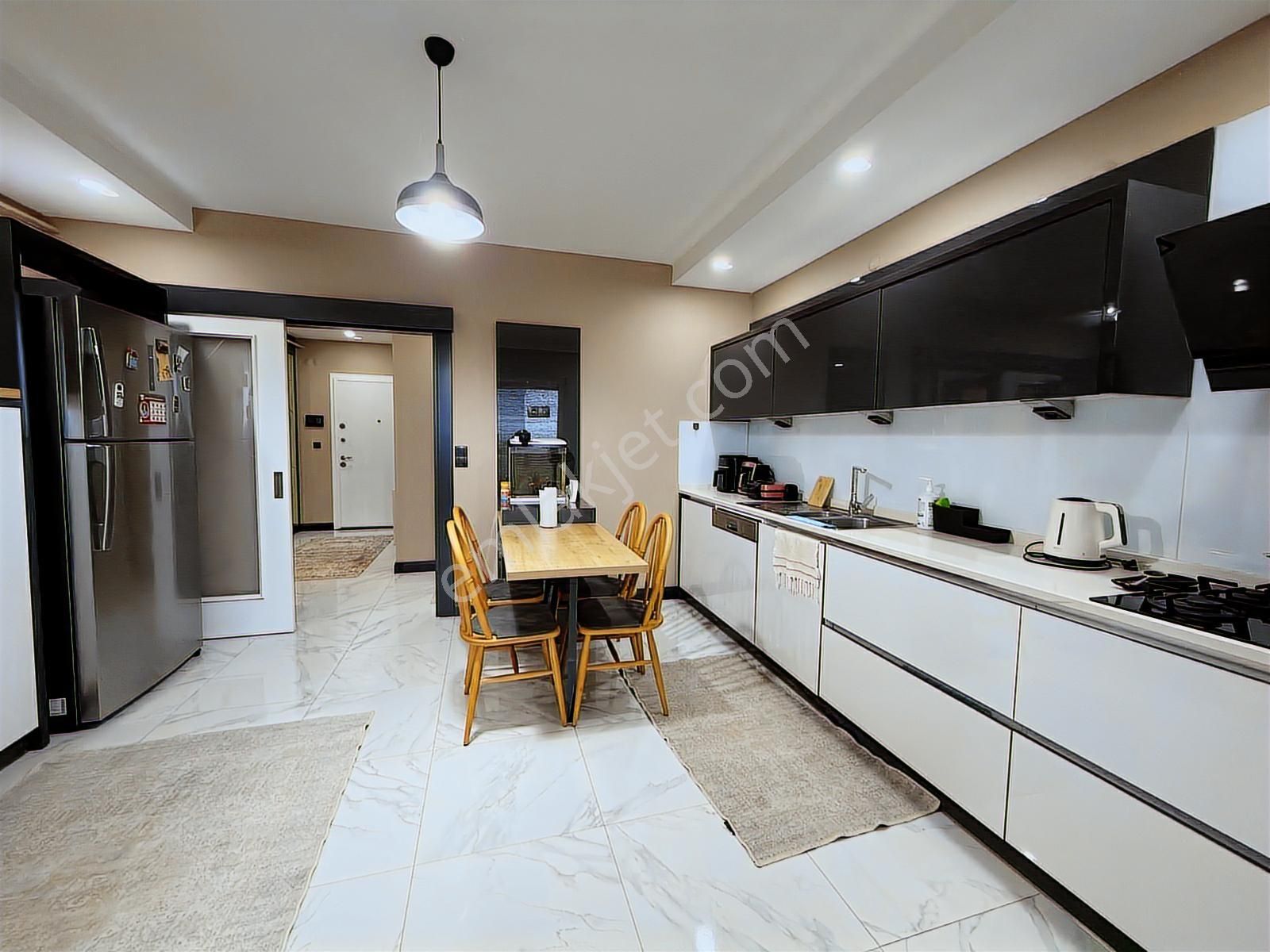 Çerkezköy'de Lüks Site Korupanoramada 3+1 Acil Satılık Daire - Görsel 33