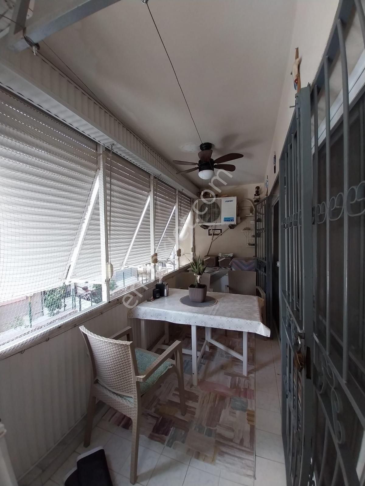 Karşıyaka Demirköprü'de Harika Konumda Satılık 3+1 - Görsel 14