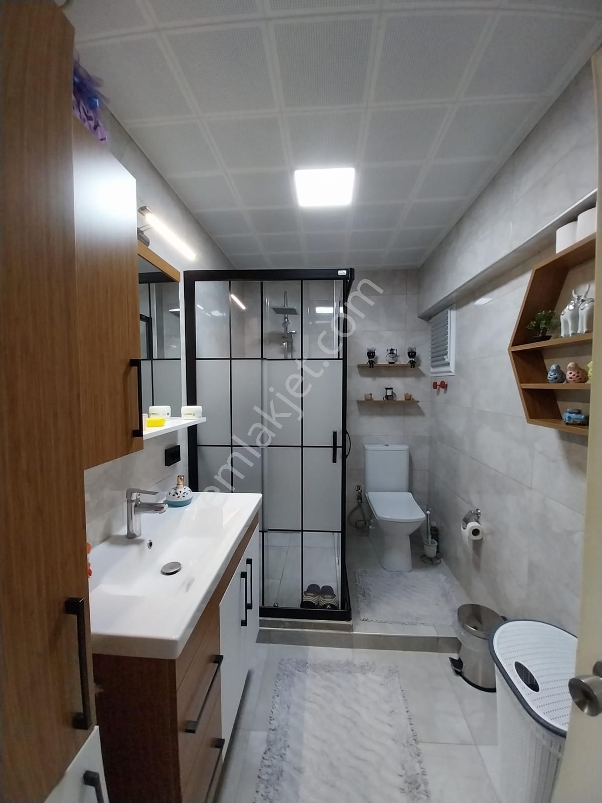 Karşıyaka Demirköprü'de Harika Konumda Satılık 3+1 - Görsel 35