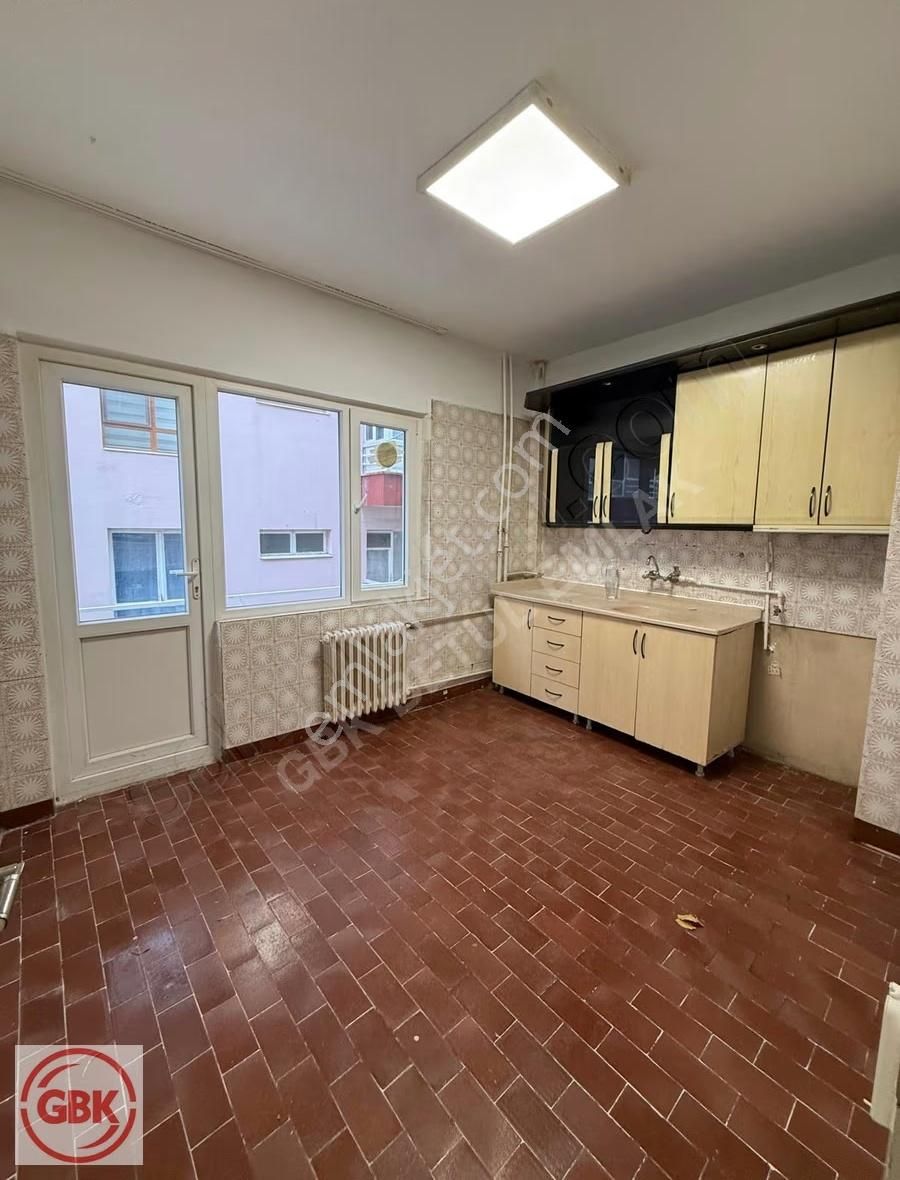 Kuleli Caddesinde Manzaralı | Ofis Kullanımına Uygun 4+1 180m² - Görsel 10