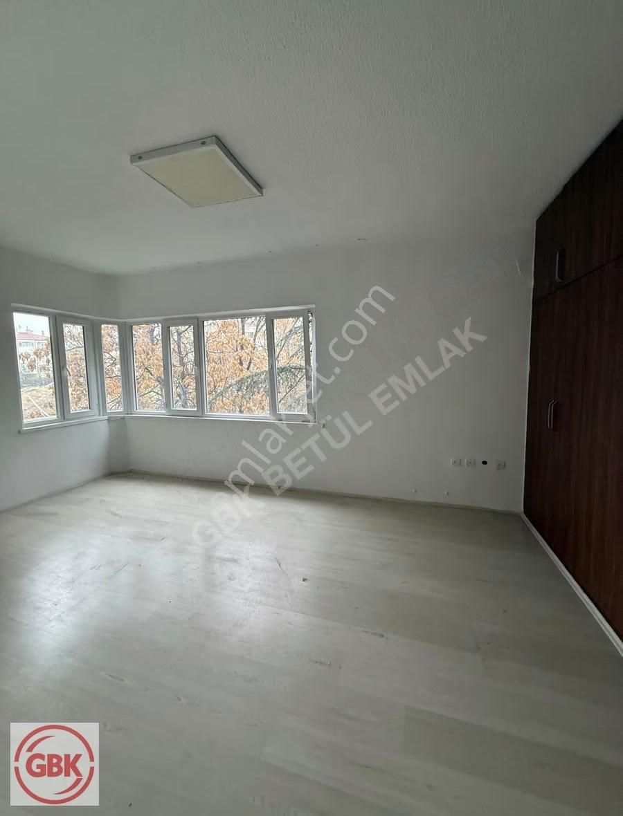 Kuleli Caddesinde Manzaralı | Ofis Kullanımına Uygun 4+1 180m² - Görsel 16