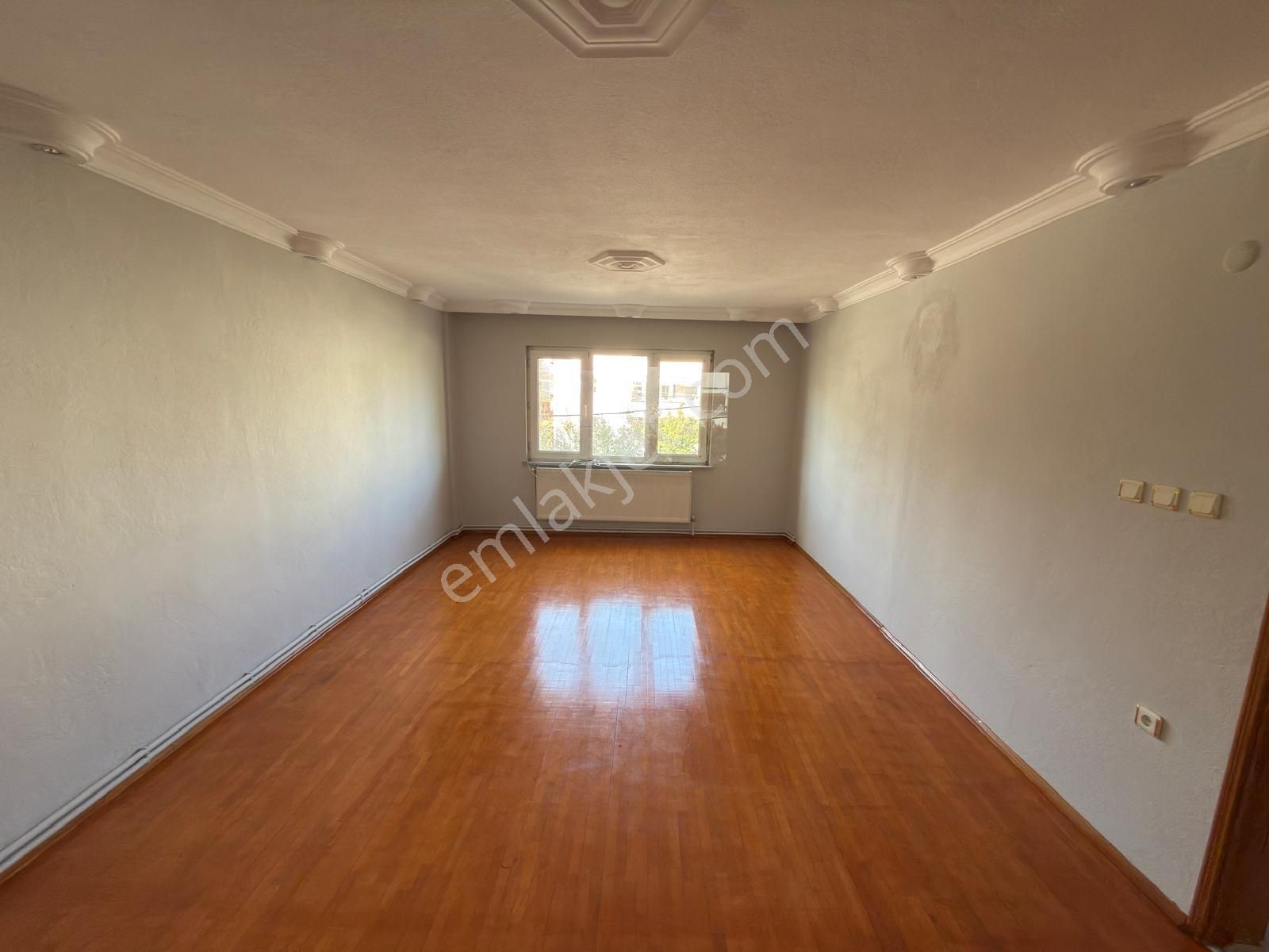 Bahçelievler Mahallesinde Satılık 3+1 Geniş Ve Ferah Daire - Görsel 3