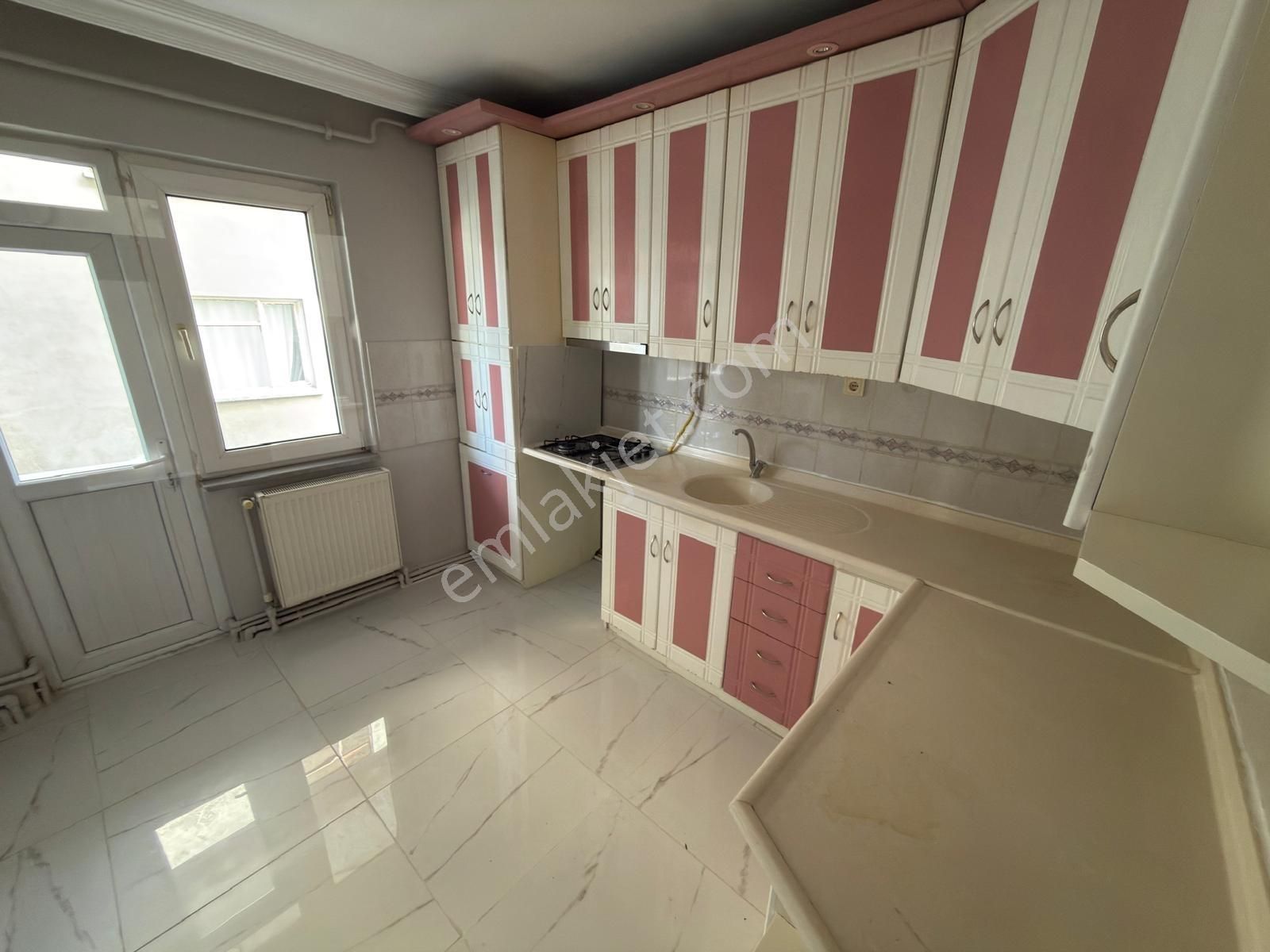 Bahçelievler Mahallesinde Satılık 3+1 Geniş Ve Ferah Daire - Görsel 10