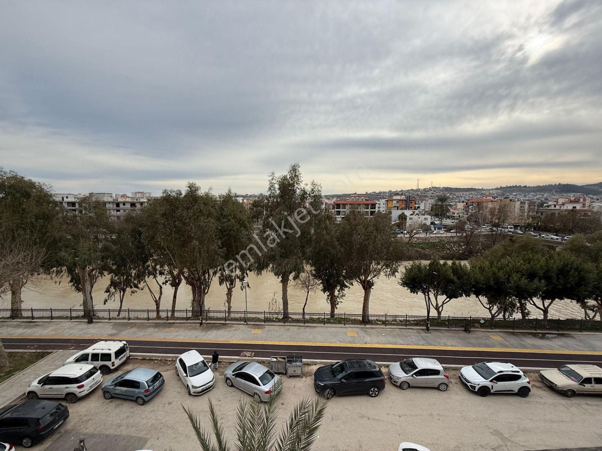Silifke Gazi Mahallesi'nde Göksu Manzaralı, Kiralık 3+1 Daire - Görsel 21