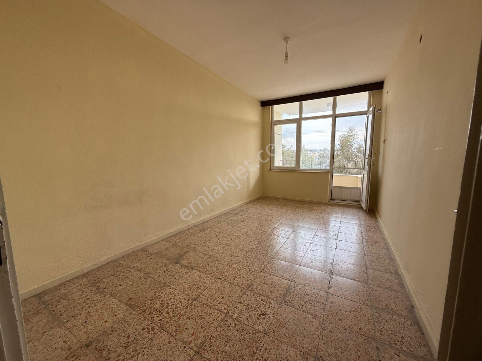 Silifke Gazi Mahallesi'nde Göksu Manzaralı, Kiralık 3+1 Daire - Görsel 5