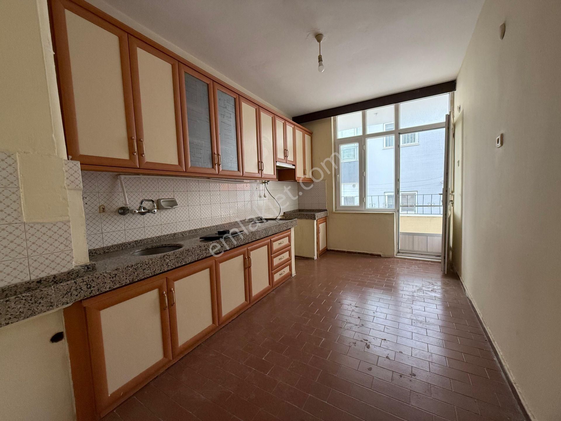 Silifke Gazi Mahallesi'nde Göksu Manzaralı, Kiralık 3+1 Daire - Görsel 11