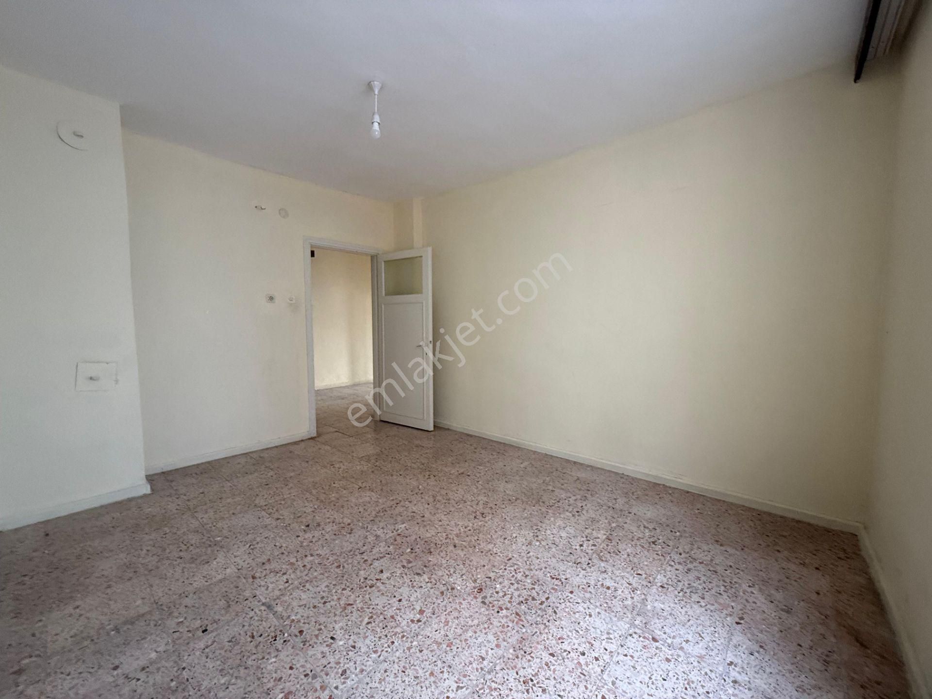Silifke Gazi Mahallesi'nde Göksu Manzaralı, Kiralık 3+1 Daire - Görsel 14