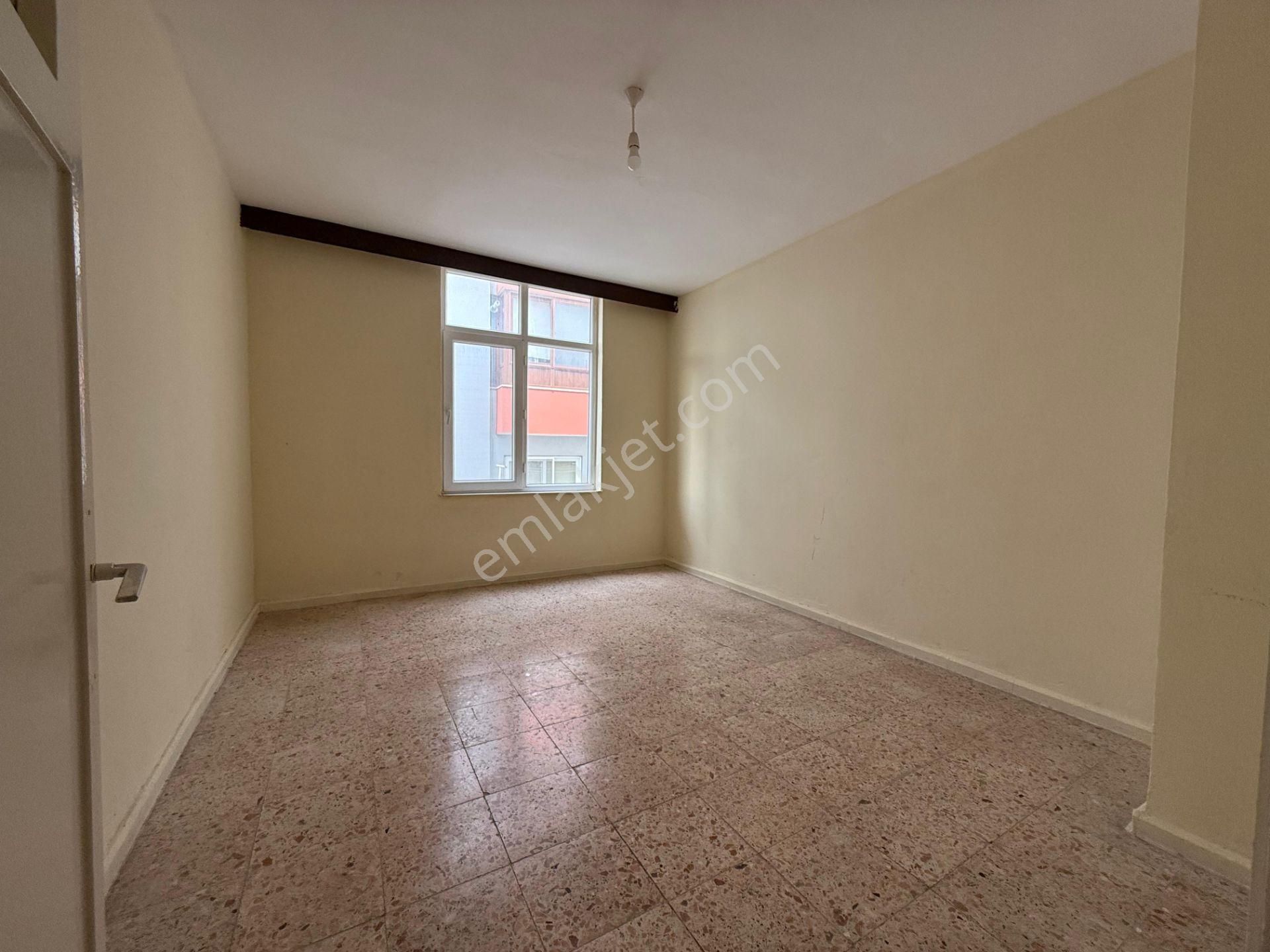 Silifke Gazi Mahallesi'nde Göksu Manzaralı, Kiralık 3+1 Daire - Görsel 13