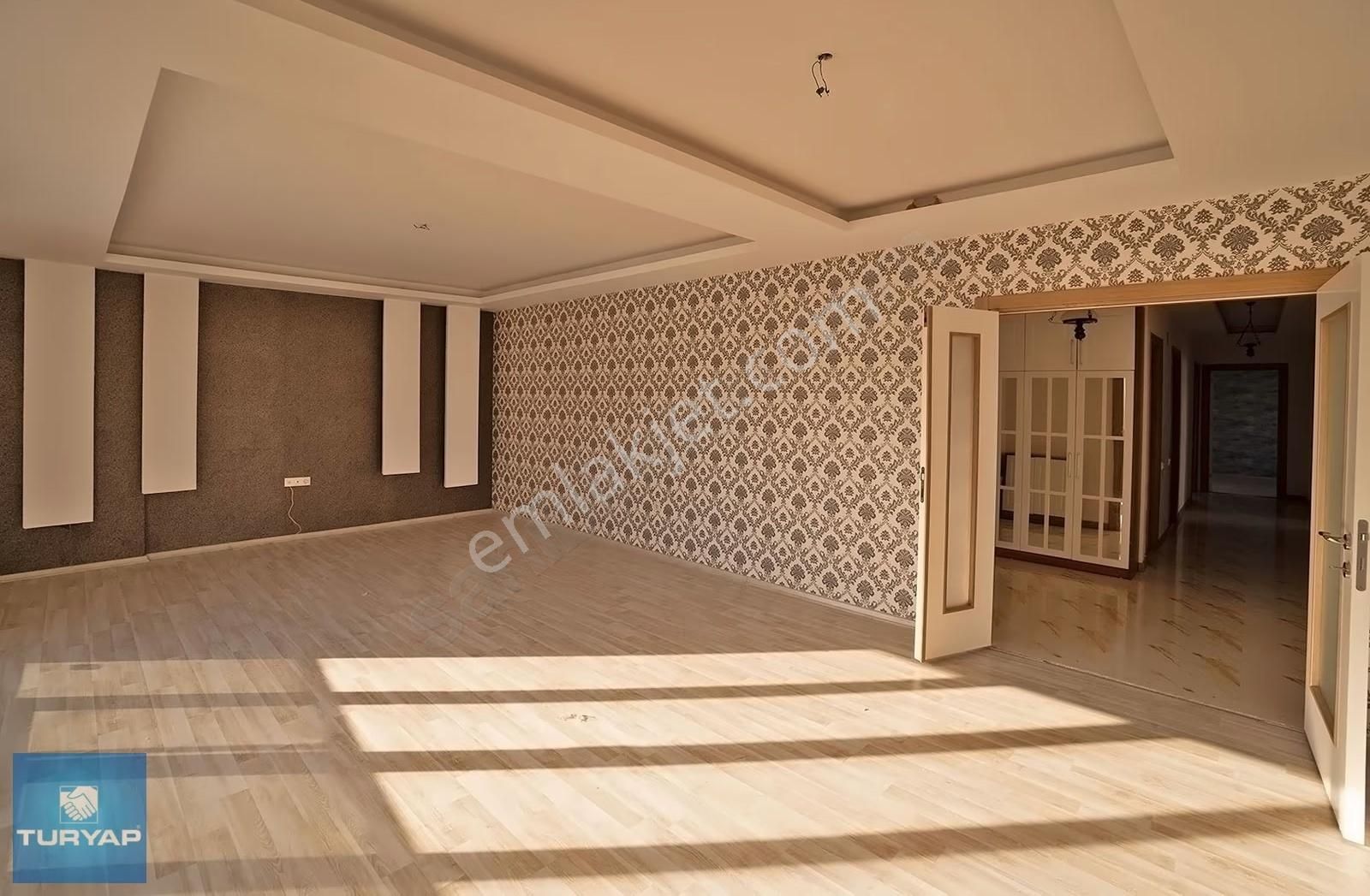 Türbe Mahallesi'nde Lüks 4+1 Kiralık Daire - Görsel 18