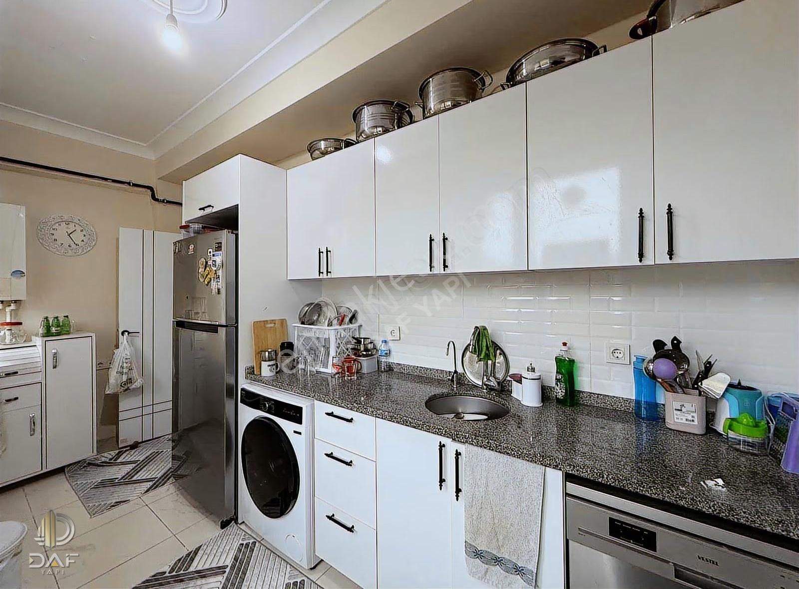 Satılık 3+2 120 M2 Dubleks Daire Okullara Ve Ulaşıma Yakın - Görsel 2