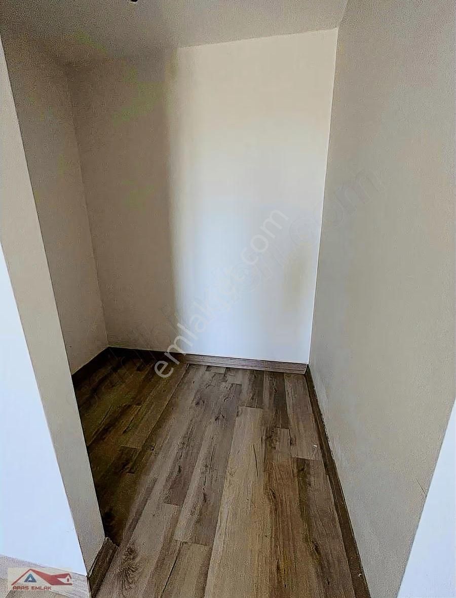 Site İçinde Güney Cephe 9.katta Boyası Yapılıyor Temiz Ferah - Görsel 9