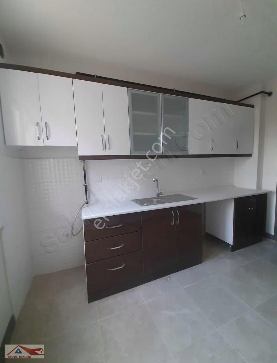 Site İçinde Güney Cephe 9.katta Boyası Yapılıyor Temiz Ferah - Görsel 23