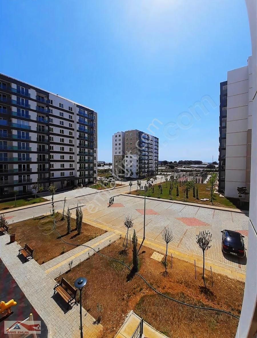 Site İçinde Güney Cephe 9.katta Boyası Yapılıyor Temiz Ferah - Görsel 12