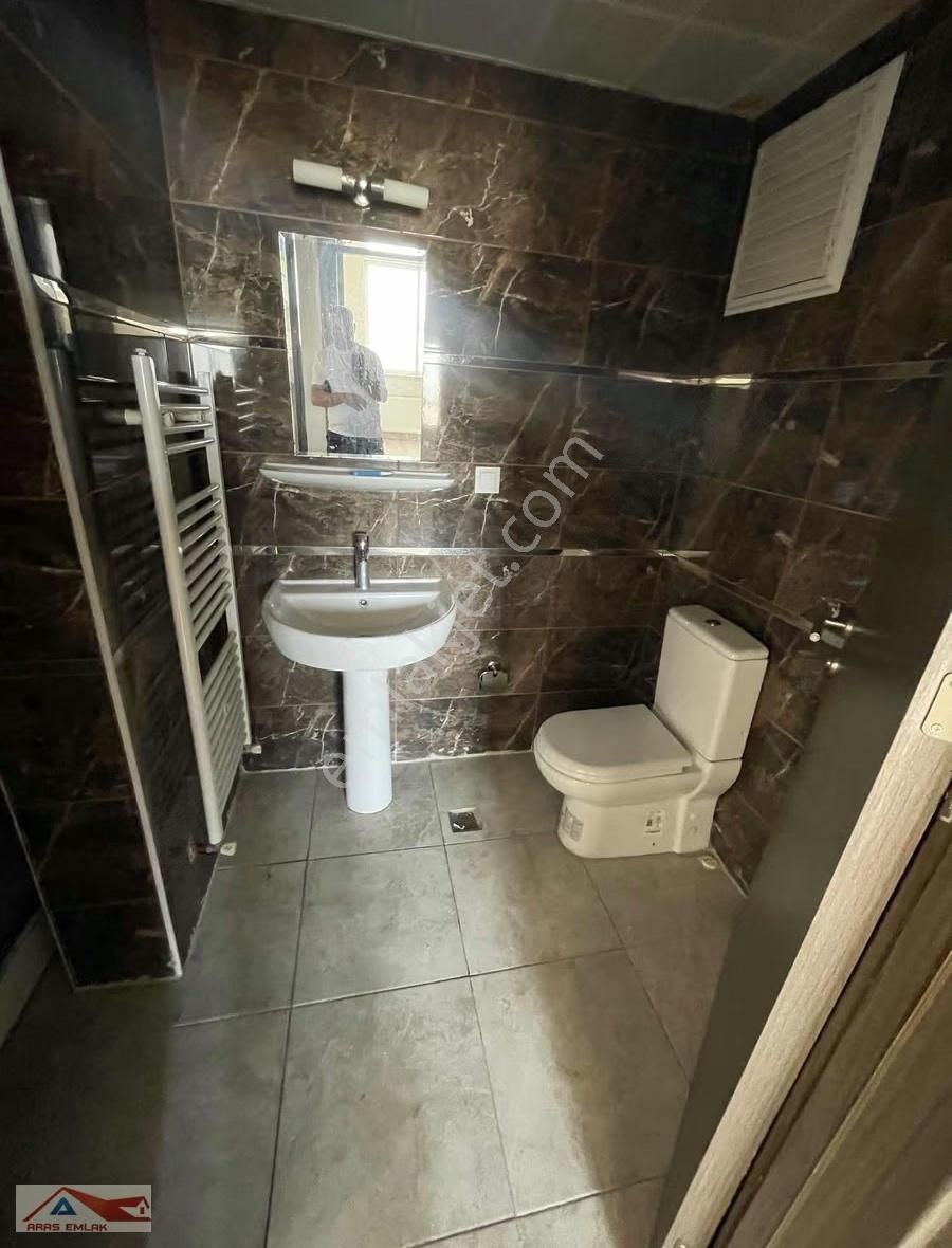 Site İçinde Güney Cephe 9.katta Boyası Yapılıyor Temiz Ferah - Görsel 29