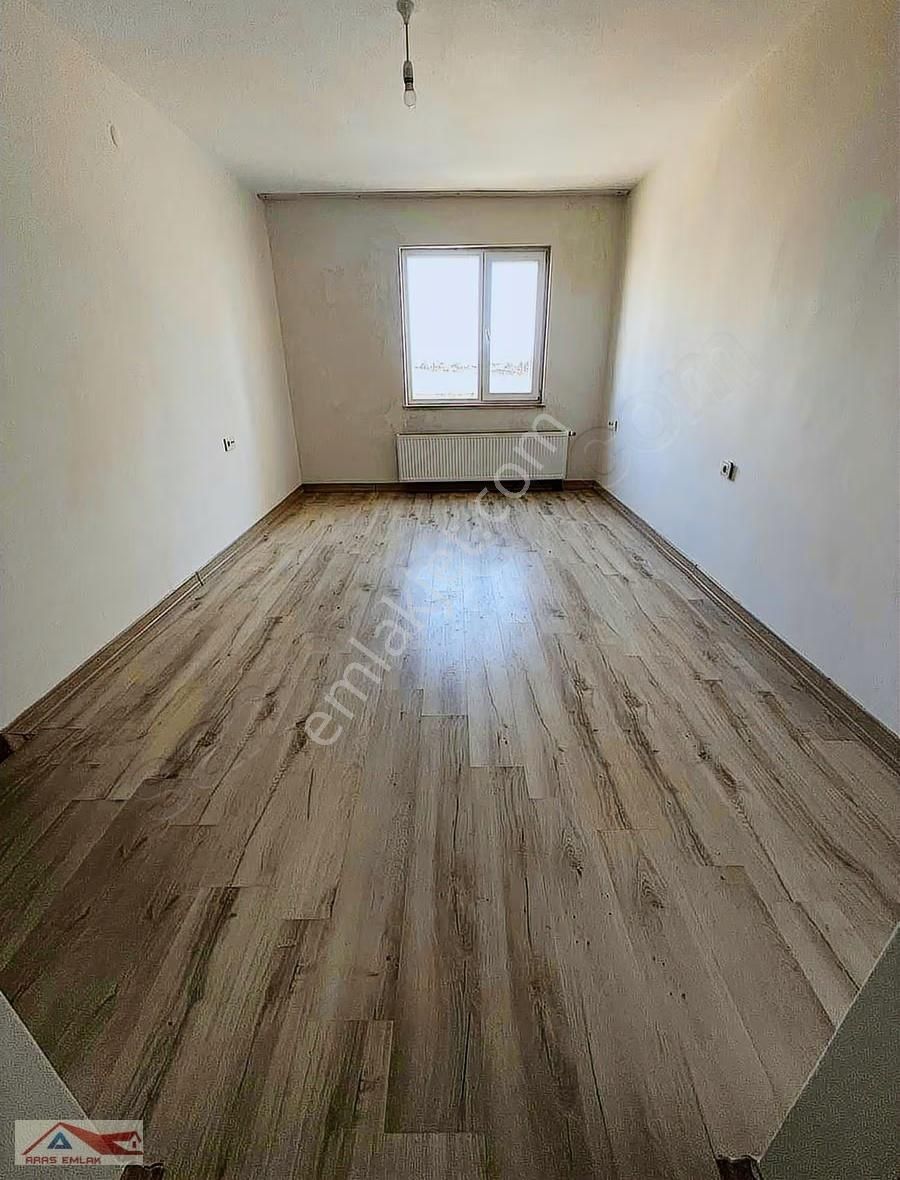 Site İçinde Güney Cephe 9.katta Boyası Yapılıyor Temiz Ferah - Görsel 28