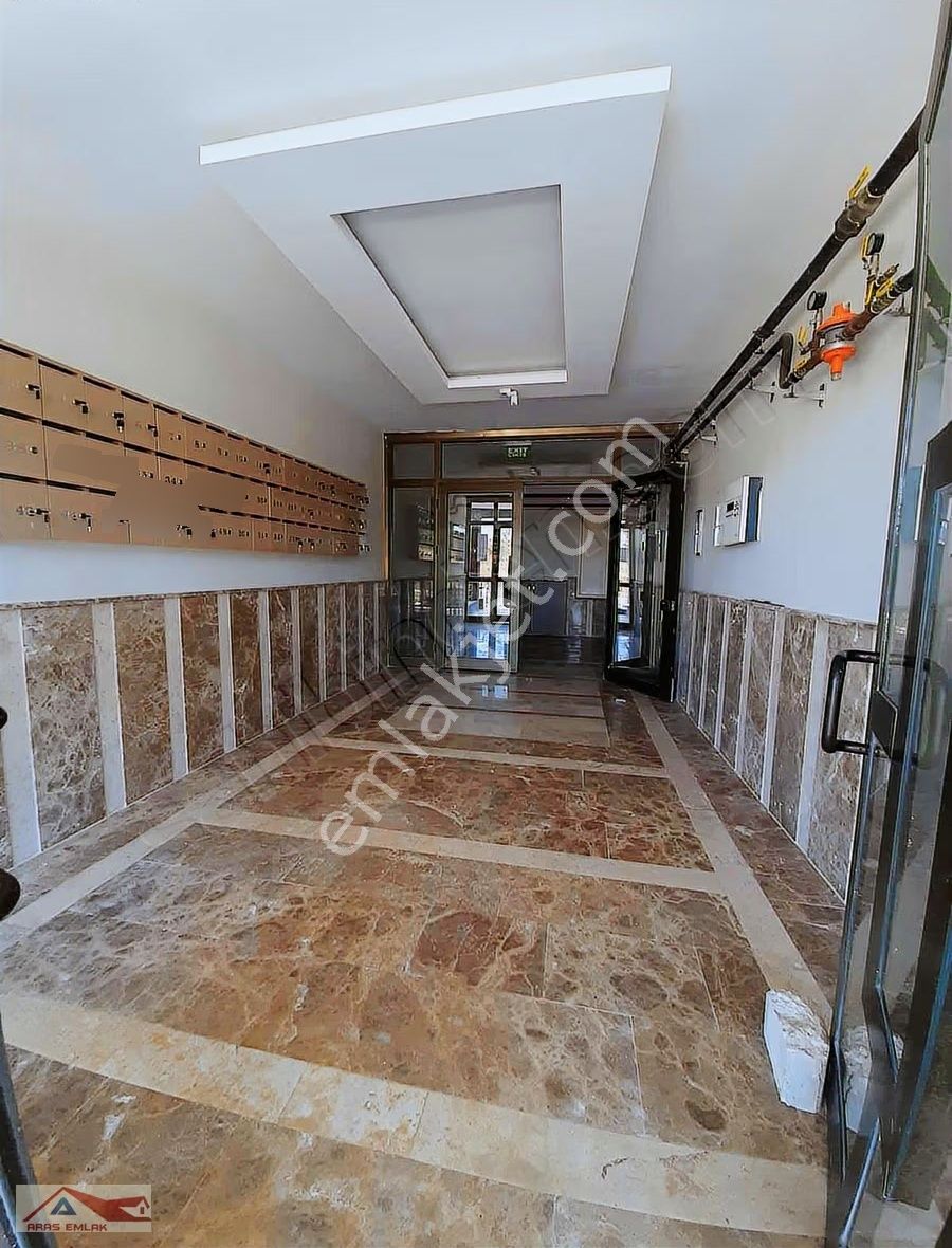 Site İçinde Güney Cephe 9.katta Boyası Yapılıyor Temiz Ferah - Görsel 26