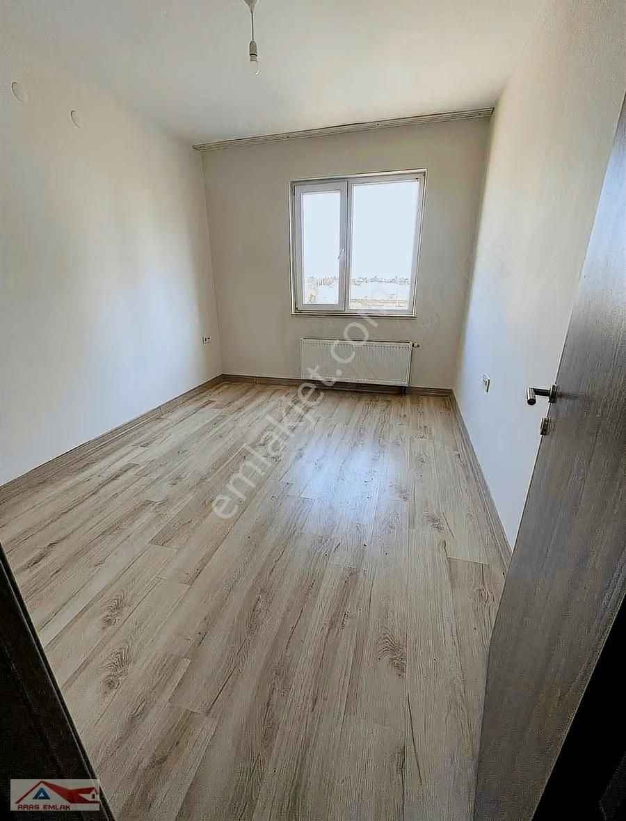 Site İçinde Güney Cephe 9.katta Boyası Yapılıyor Temiz Ferah - Görsel 16