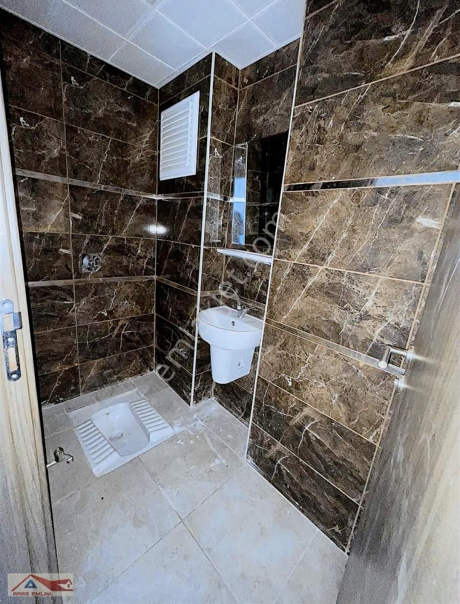 Site İçinde Güney Cephe 9.katta Boyası Yapılıyor Temiz Ferah - Görsel 6