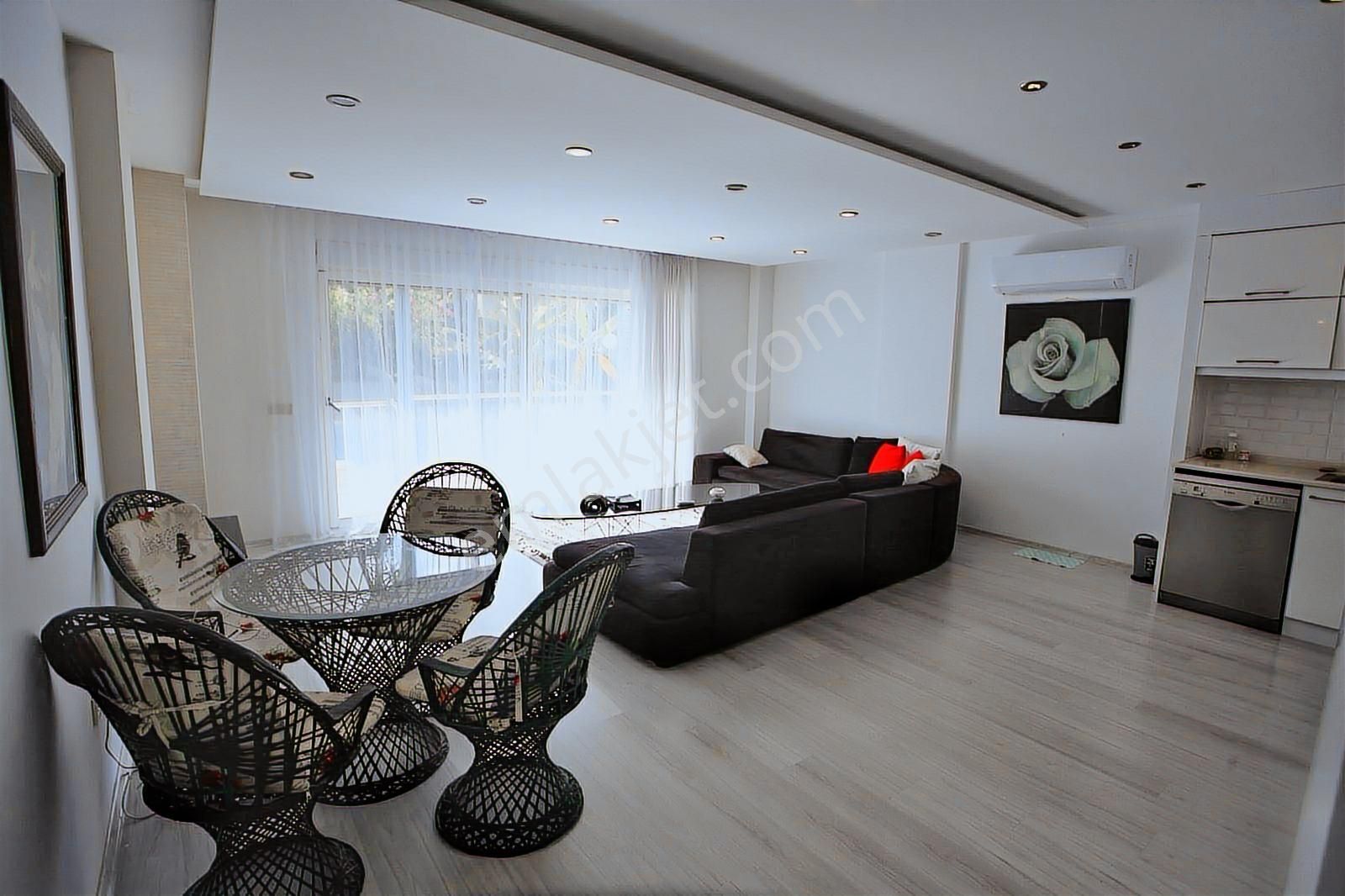 Antalya Lara Güzeloba Da 70 M2 Kiralık Mobilyalı 1+1 Bahçe Katı - Görsel 14
