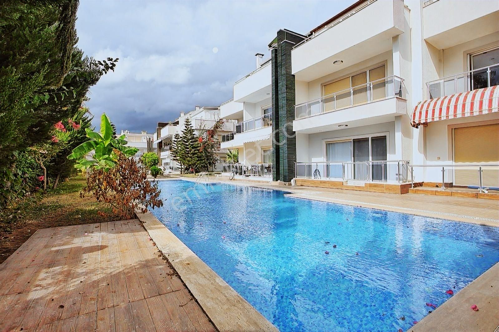 Antalya Lara Güzeloba Da 70 M2 Kiralık Mobilyalı 1+1 Bahçe Katı - Görsel 8