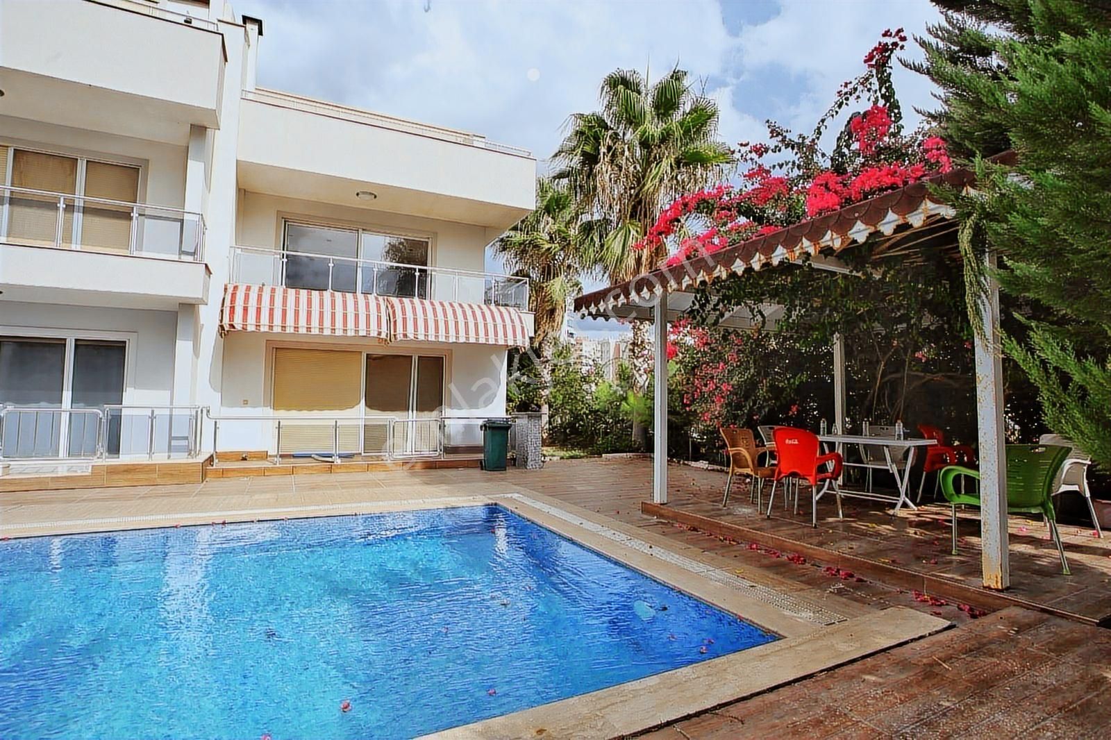 Antalya Lara Güzeloba Da 70 M2 Kiralık Mobilyalı 1+1 Bahçe Katı - Görsel 6