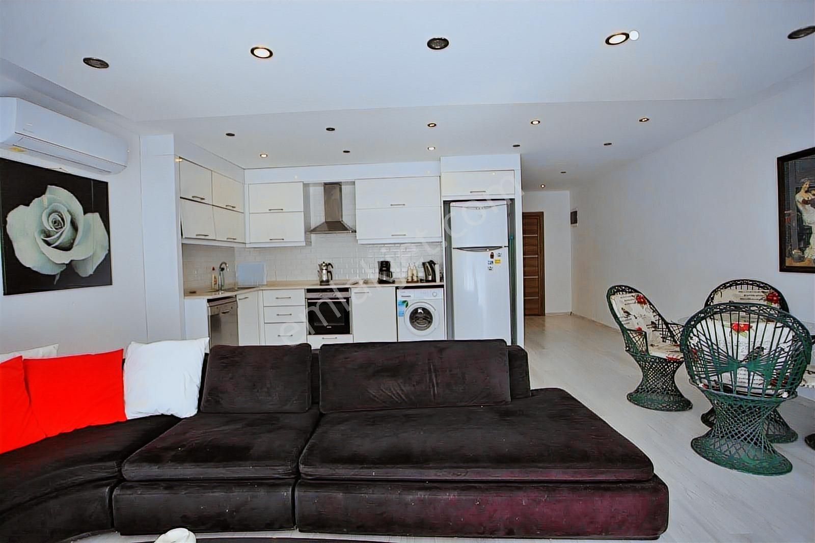 Antalya Lara Güzeloba Da 70 M2 Kiralık Mobilyalı 1+1 Bahçe Katı - Görsel 15