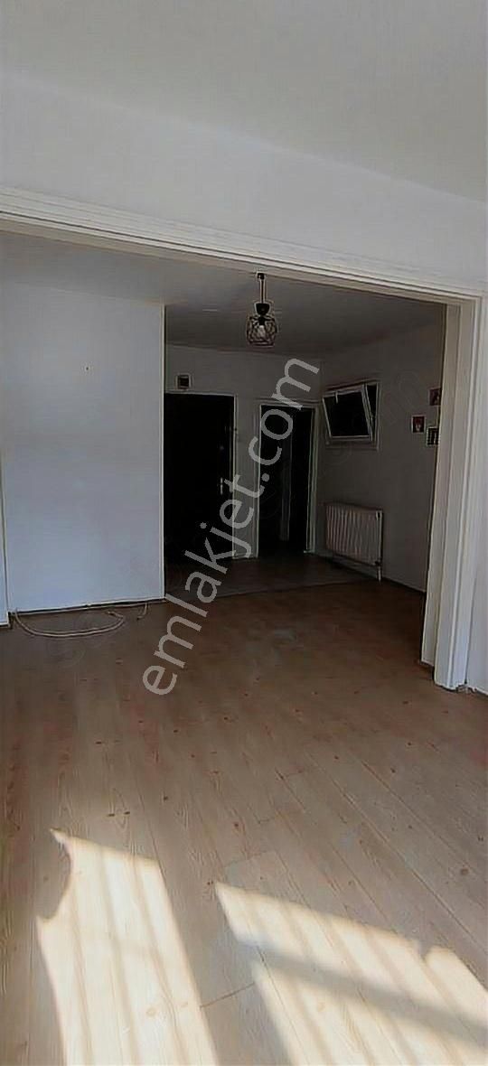 Çift Cephe Aydınlık Balkonlu Daire - Görsel 13