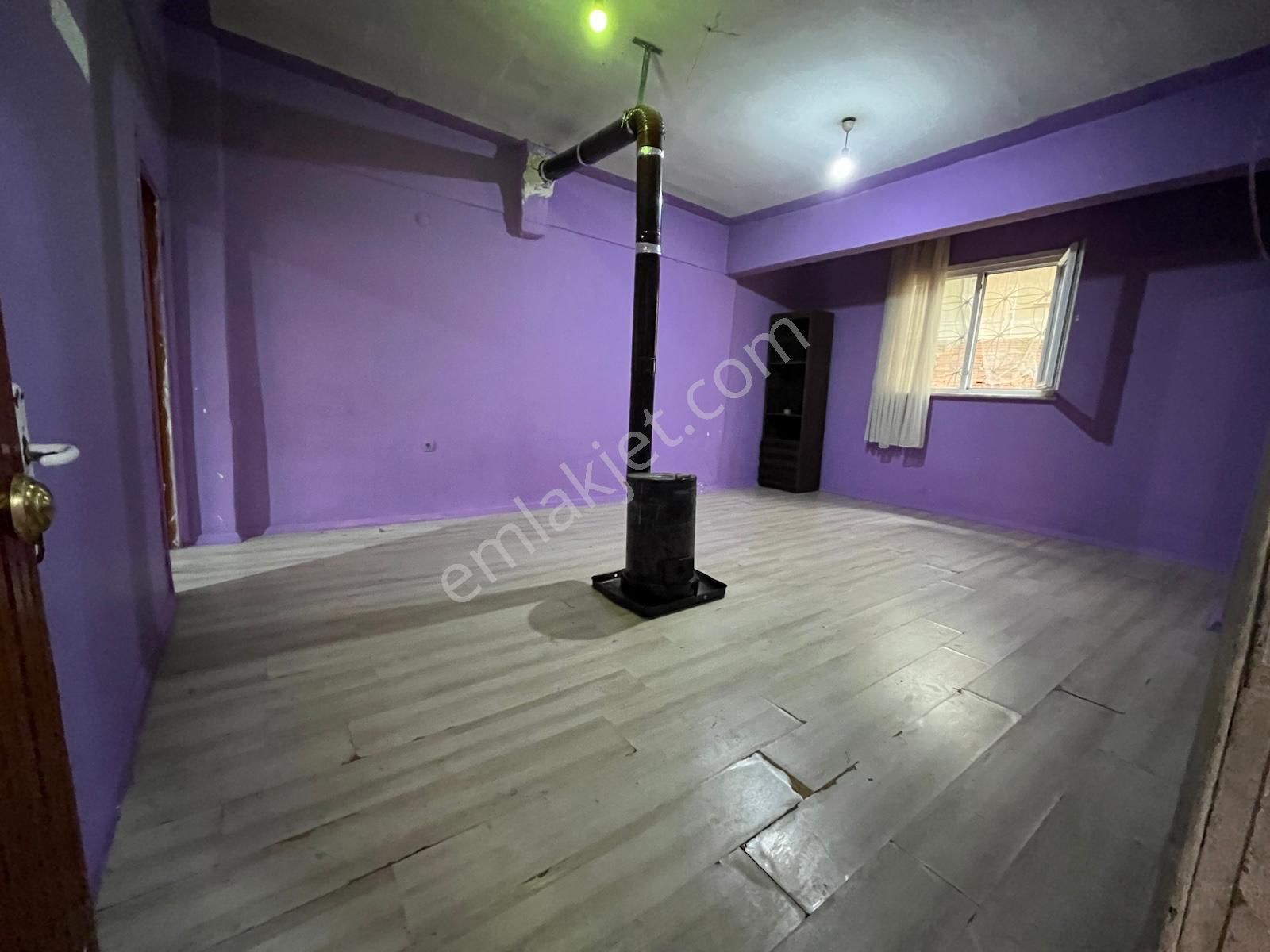 Kiralık Daire Bekara Uygun Pendik Esenyalı Mahallesi