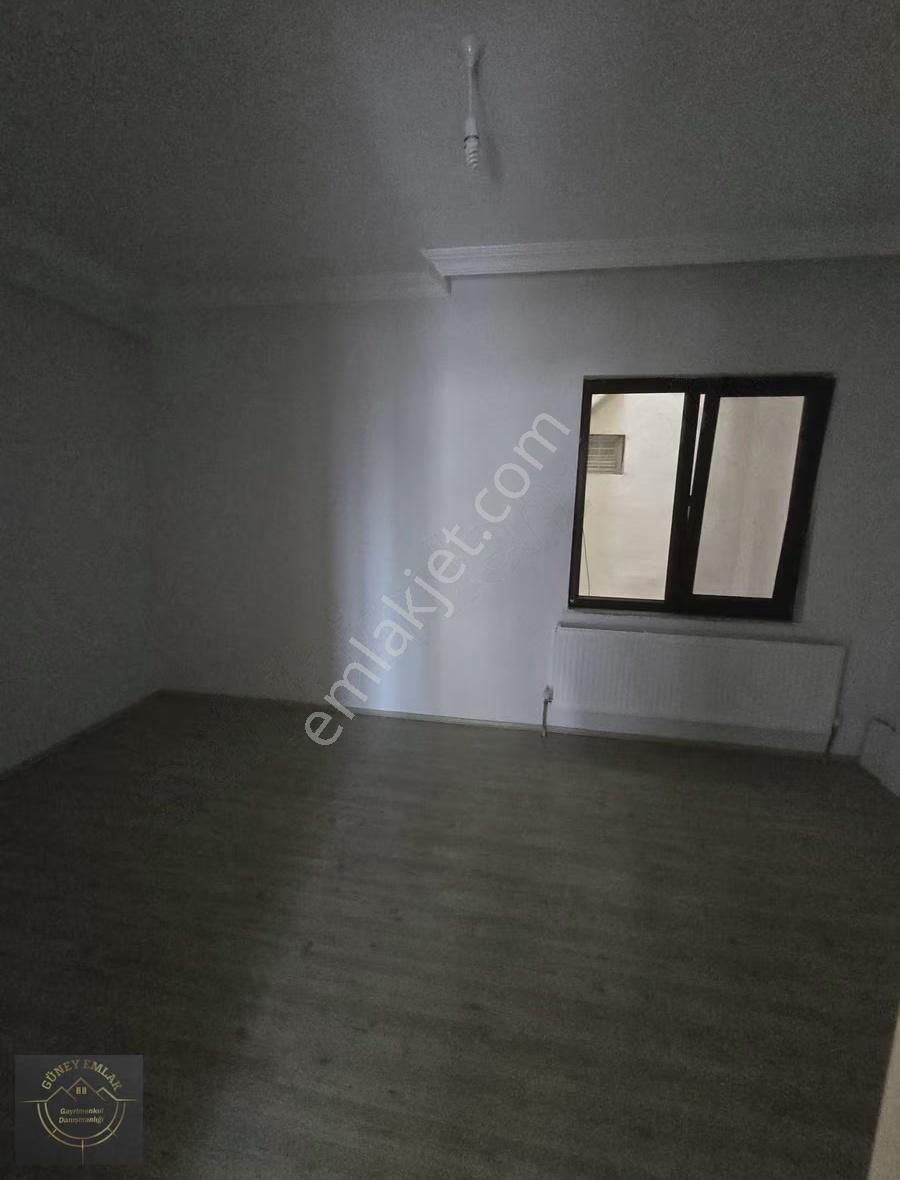 Ezine Pazaryeri Yanında Cadde Üstü 3+1 Ara Kat Satılık Daire - Görsel 23