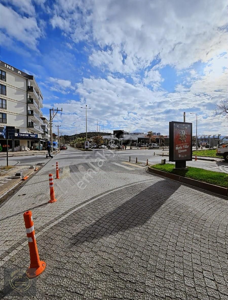 Ezine Pazaryeri Yanında Cadde Üstü 3+1 Ara Kat Satılık Daire - Görsel 20
