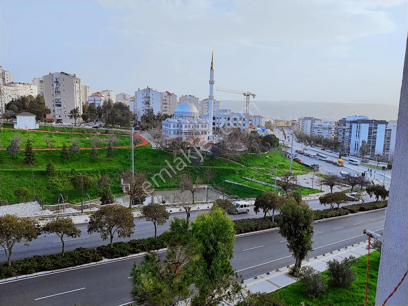 Buca İzkent Yedigöller Manzaralı Satılık Daire