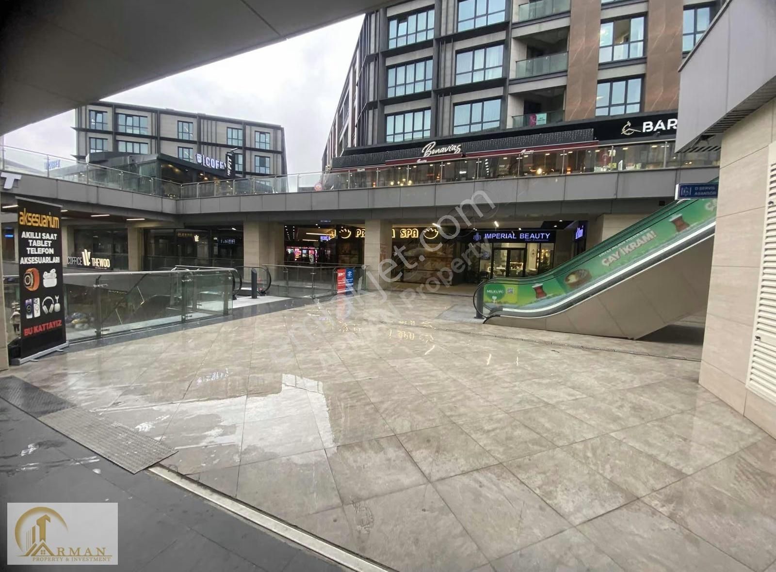 Torkam E5 Metropark Sefaköy B-1 Katında Boş Dükkan