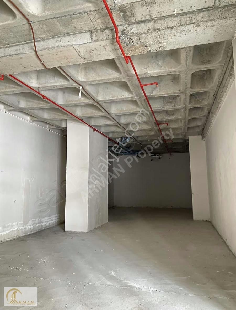 Torkam E5 Metropark Sefaköy B-1 Katında Boş Dükkan - Görsel 9