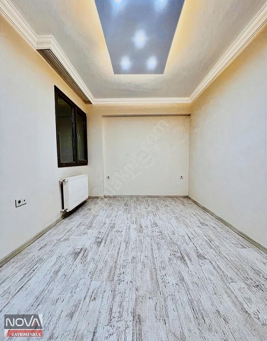 Manisa Uncubozköy Mah. 3+1 8 Yıllık Full Lüxx Satılık Arakat - Görsel 23