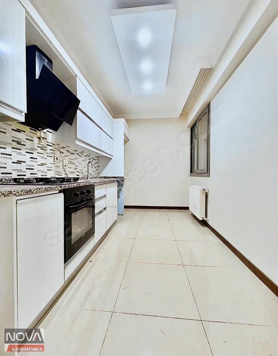 Manisa Uncubozköy Mah. 3+1 8 Yıllık Full Lüxx Satılık Arakat - Görsel 17