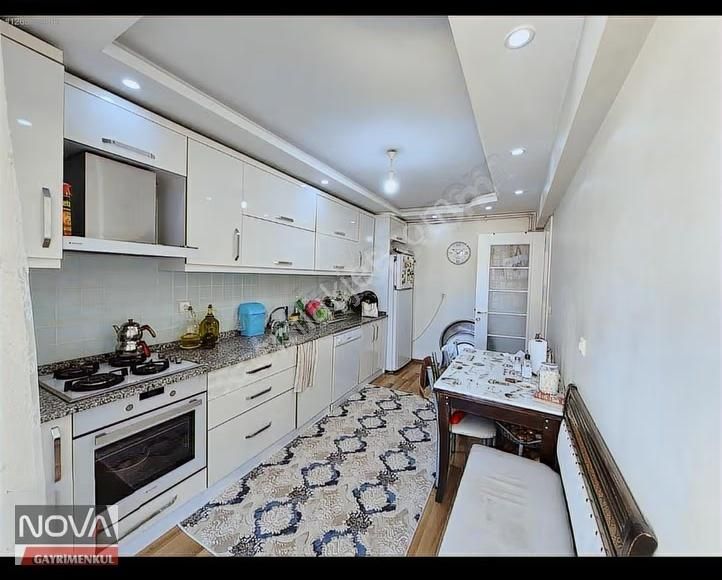 Manisa Yunusemre Keçiliköy Mahallesinde 2+1 90m2 Satılık Daire - Görsel 2