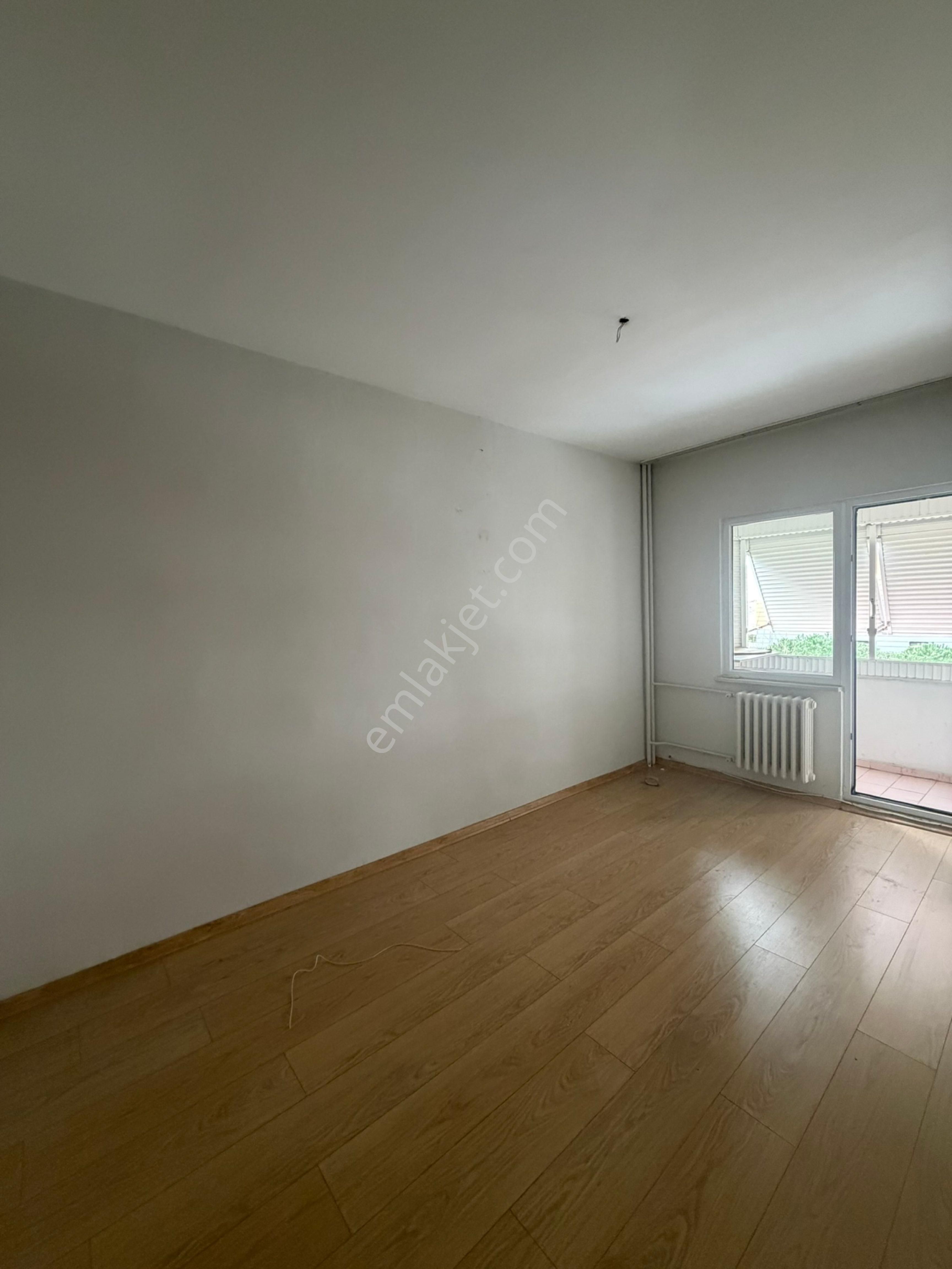 Başakşehirin Göbeğinde Metroya 2 Dk Mesafede Geniş Ferah Daire