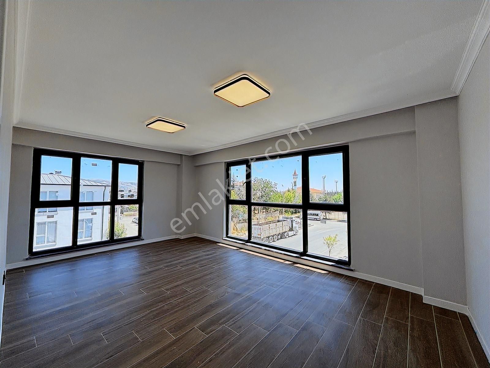 Esentepe Merkezi Lokasyon Lüks İskanlı Anahtar Teslim 2+1 - Görsel 16