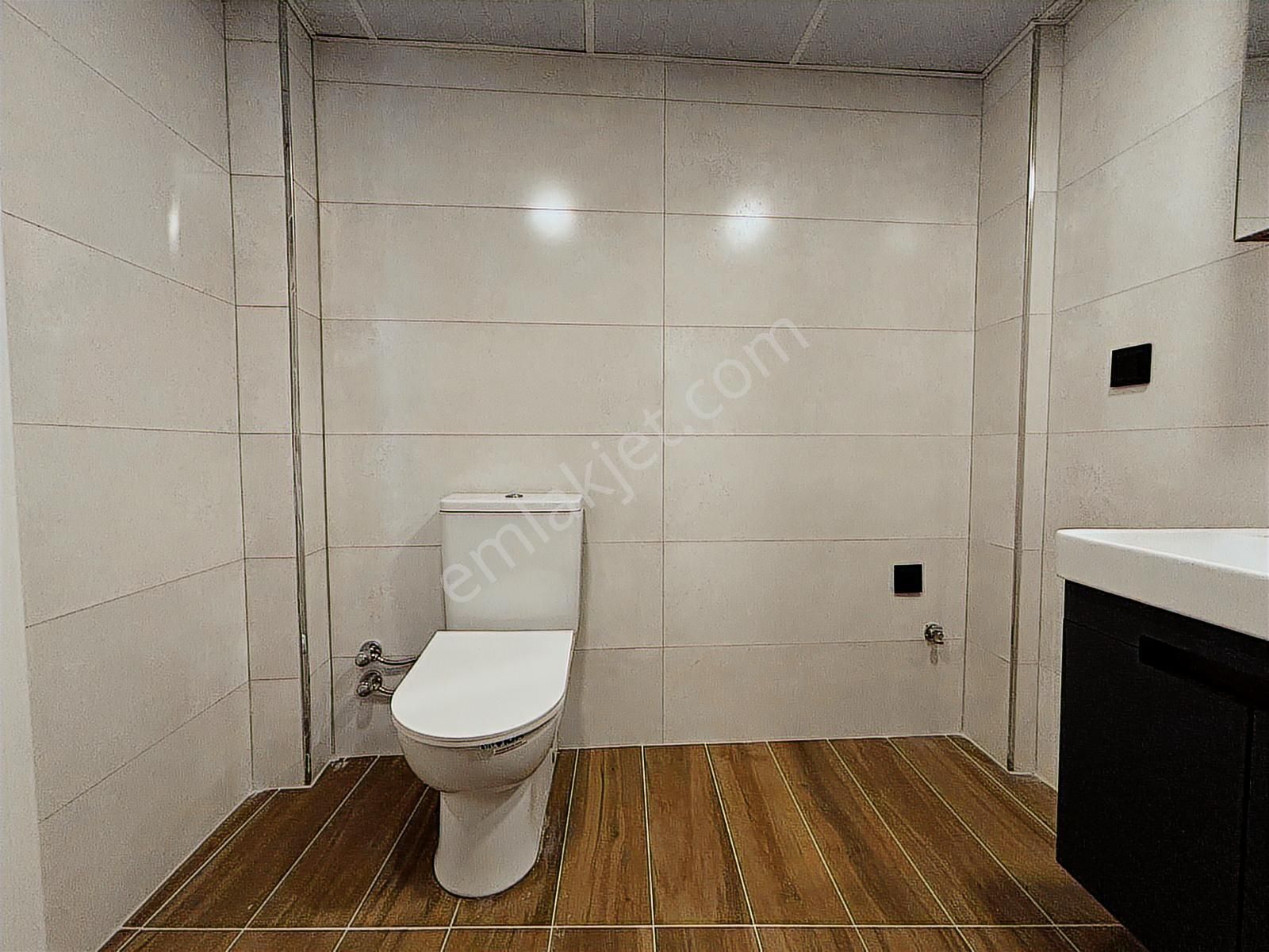 Esentepe Merkezi Lokasyon Lüks İskanlı Anahtar Teslim 2+1 - Görsel 29