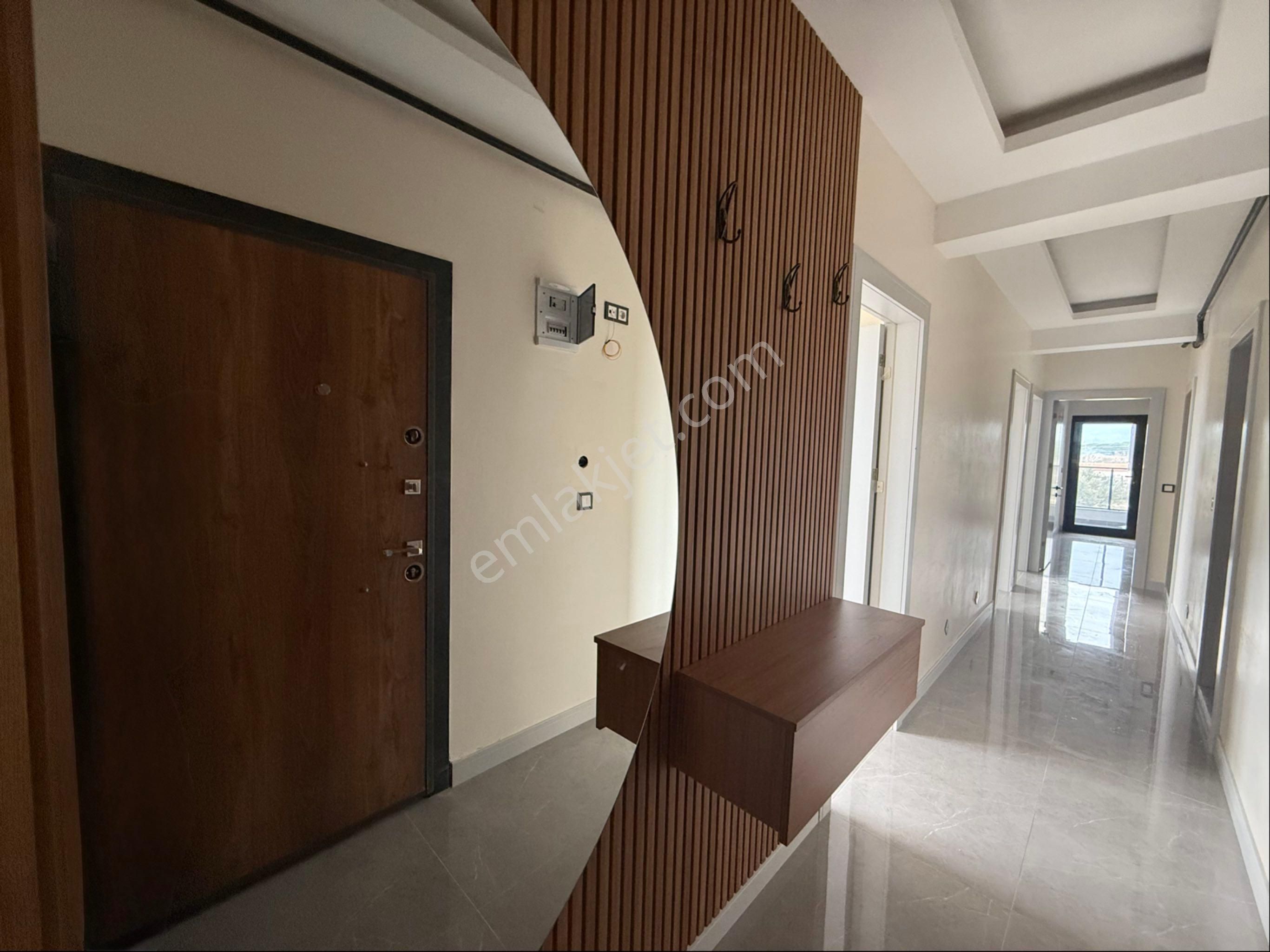 İzmir Bergama Atatürk Mahallesi Satılık Ara Kat Lüks Daire - Görsel 15