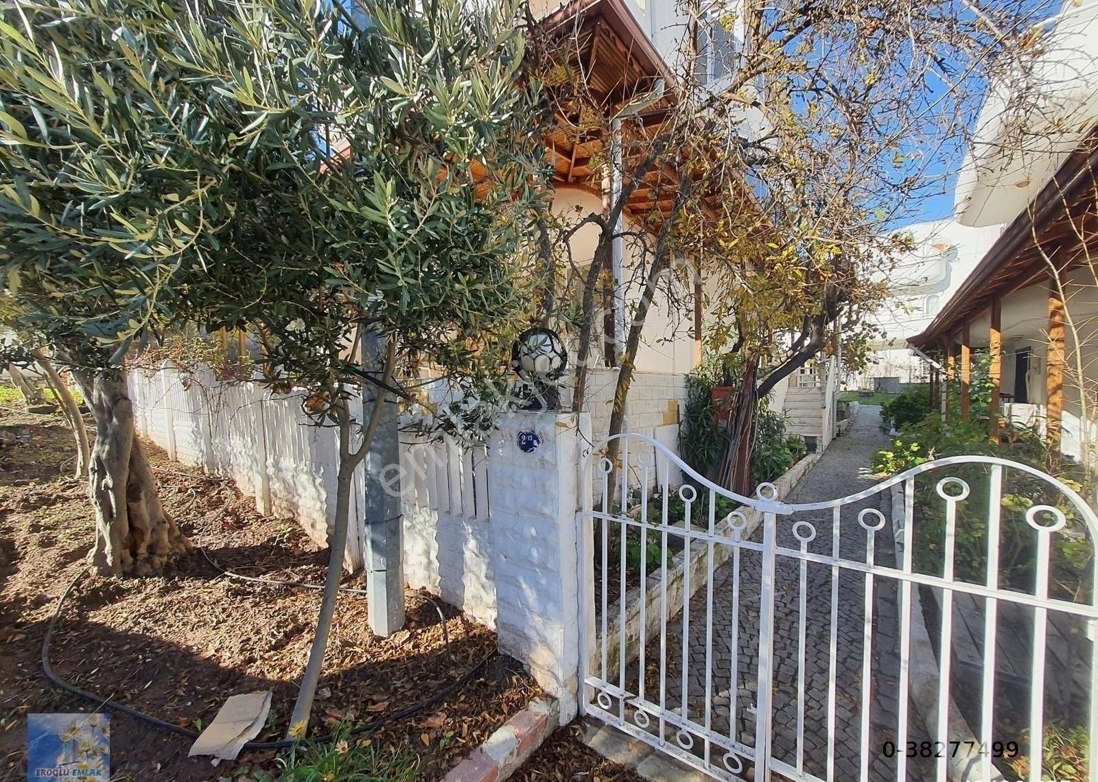 Çandarlı Site İçinde Havuzlu Deniz Manzaralı Satılık Yazlık - Görsel 34