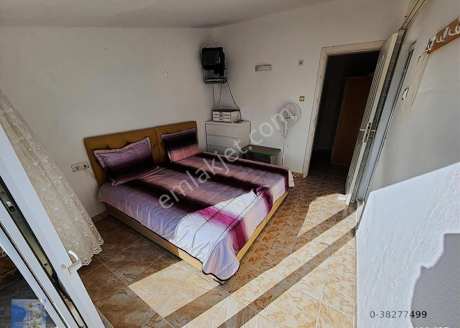 Çandarlı Site İçinde Havuzlu Deniz Manzaralı Satılık Yazlık - Görsel 3