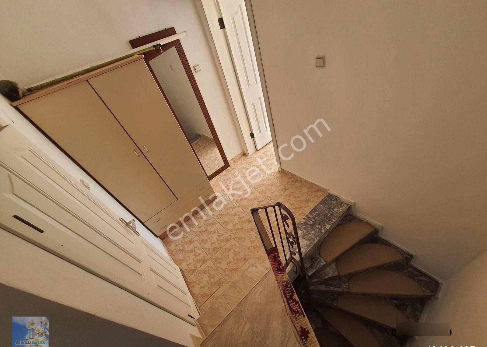 Çandarlı Site İçinde Havuzlu Deniz Manzaralı Satılık Yazlık - Görsel 16