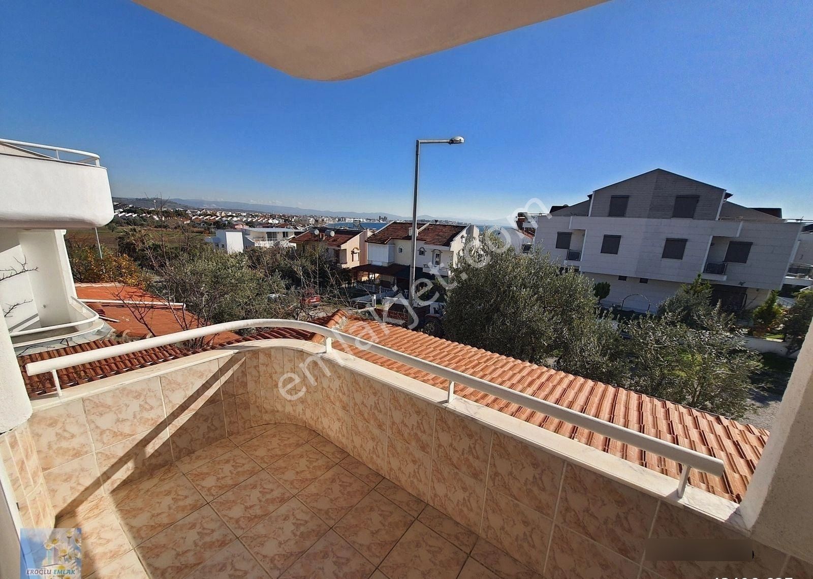 Çandarlı Site İçinde Havuzlu Deniz Manzaralı Satılık Yazlık - Görsel 28