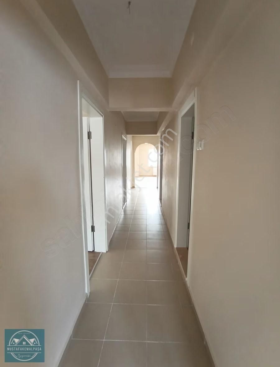 M.kpaşa Gayrımenkulden Bursa Caddesi Arakat 3+1 Daire - Görsel 2