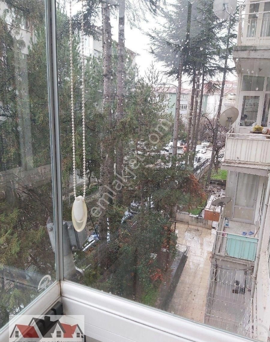 Esma.dan 2+1ful Eşyalı Super Bakımlı Metro 2 Dakıka Kiralık Daıre 27.500 Gunun Her Saati Gece 22 - Görsel 23